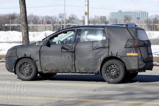 Ford приступил к испытаниям нового кроссовера