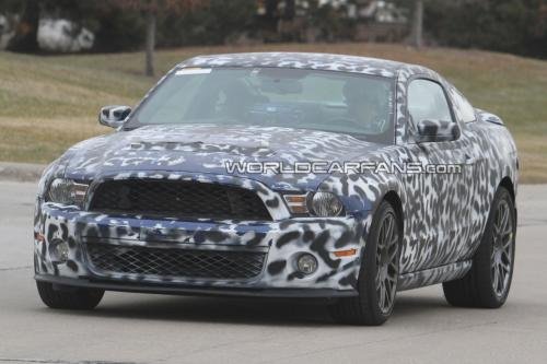 Фотошпионы поймали обновленный Mustang Shelby GT500