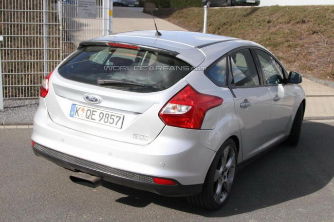 Компания Ford приступила к испытаниям нового Focus ST