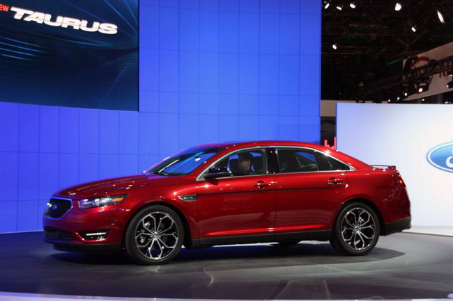   Ford Taurus