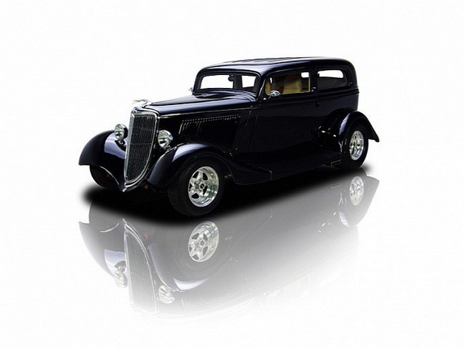 Ford Tudor 1943 года выставлен на продажу
