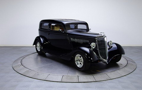 Ford Tudor 1943 года выставлен на продажу
