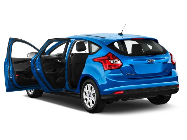 Ford Focus хэтчбек (Blue Candy)