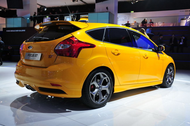   Focus ST 3- 