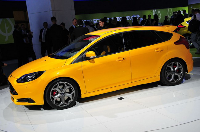   Focus ST 3- 