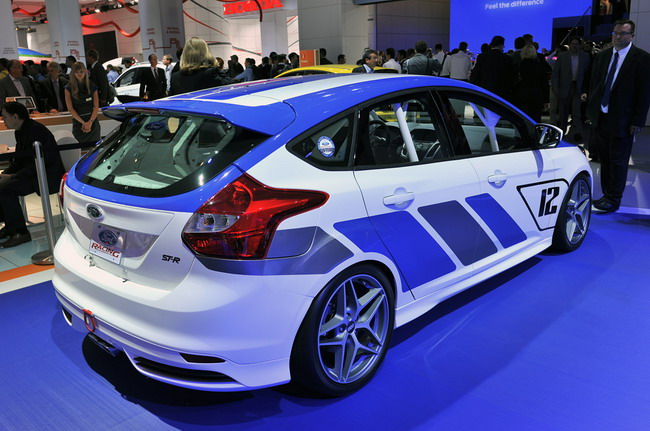 Ford Focus ST-R готов к битве