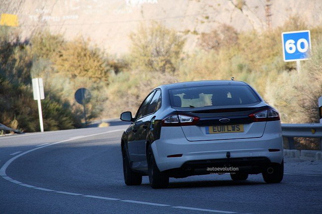 Ford Mondeo 2012 проходит тесты