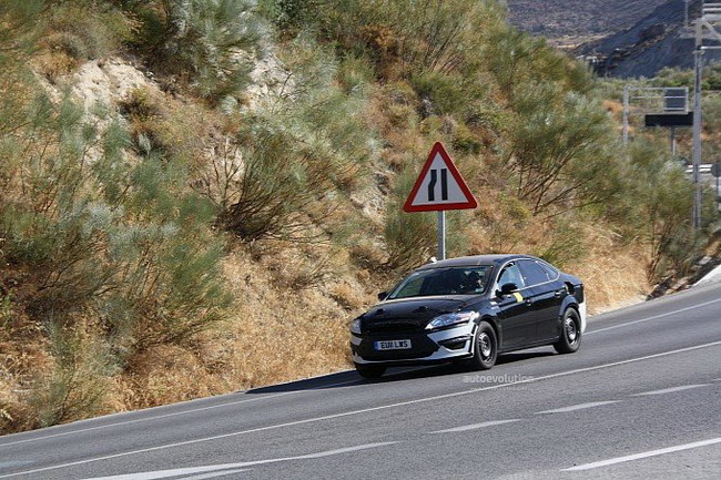 Ford Mondeo 2012 проходит тесты