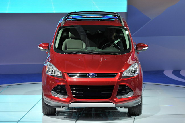  Ford Escape  -