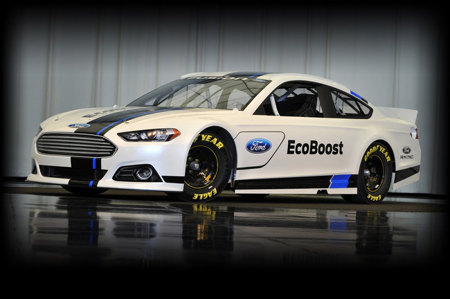 Ford Fusion    NASCAR