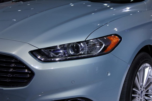 Новый Ford Fusion фото