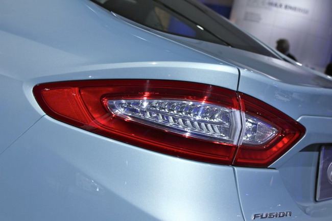Новый Ford Fusion фото