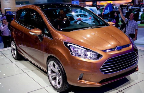 Ford SYNC впервые появится в новом B-MAX