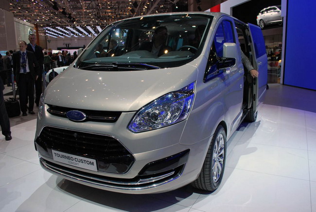 Ford Tourneo Custom Concept   