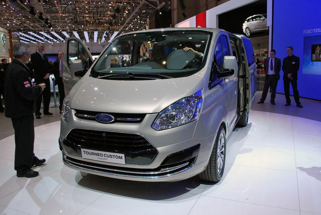 Ford Tourneo Custom Concept   