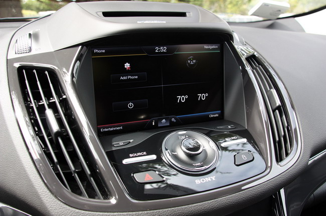 Стильный и вместительный новый Ford Kuga
