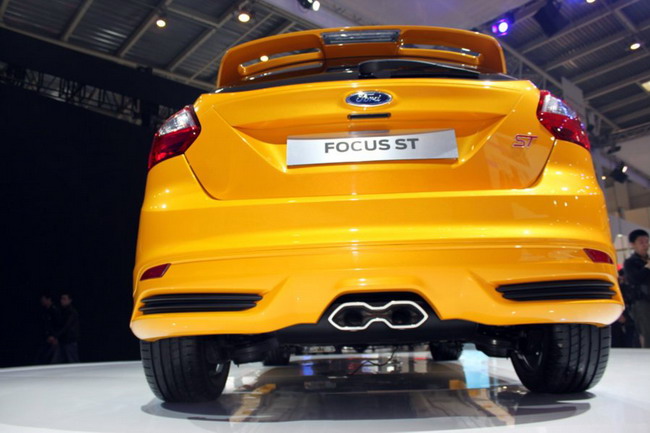 Ford Focus ST   