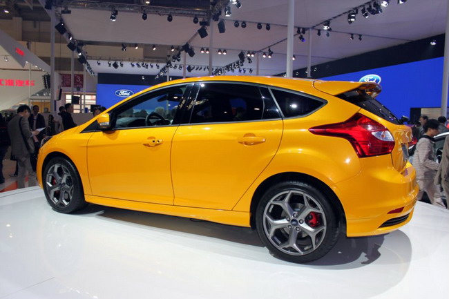 Ford Focus ST   