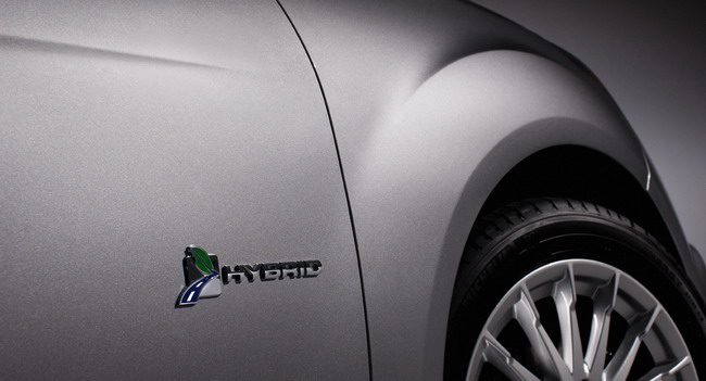 Ford объявляет цены на Ford C-Max Hybrid