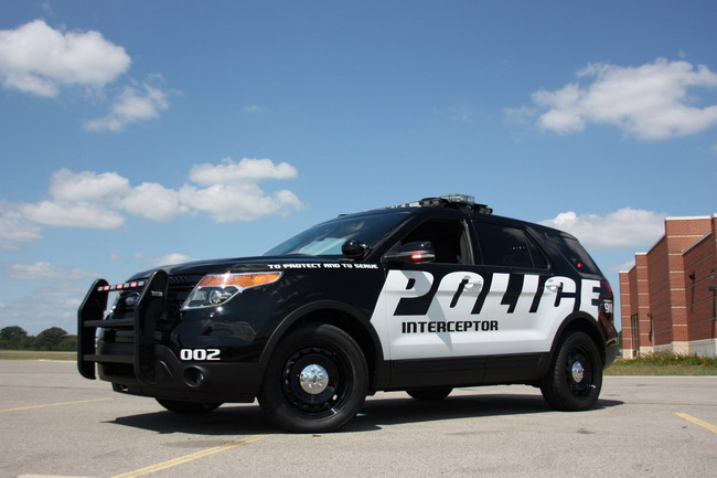 Полицейский перехватчик Ford Explorer