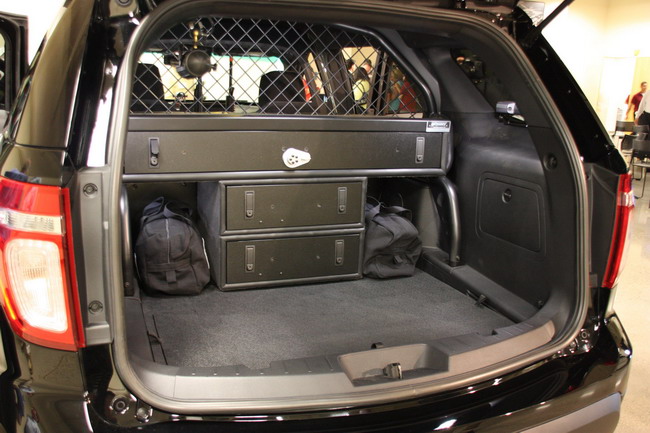 Полицейский перехватчик Ford Explorer
