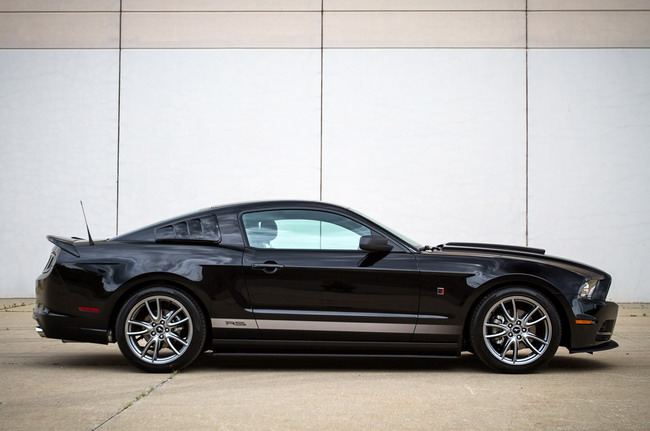 Roush  Ford Mustang RS   V6