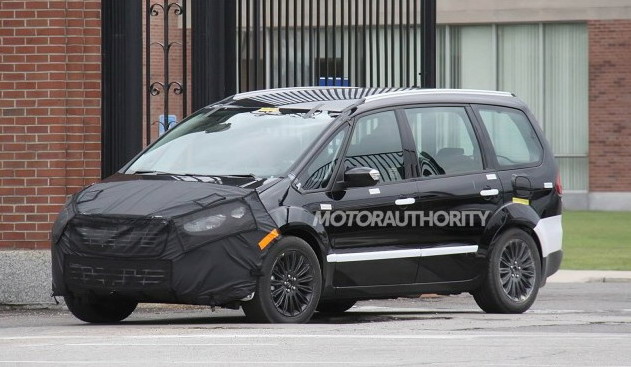 Ford приступил к тестам новых S-MAX и Galaxy