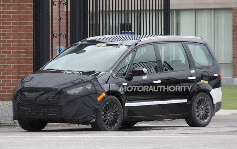 Ford приступил к тестам новых S-MAX и Galaxy