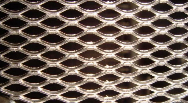 FF2 2008 Установка верхней решетки защиты радиатора