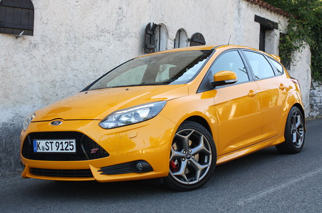 Первый тест Ford Focus ST 2013