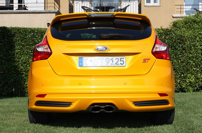 Первый тест Ford Focus ST 2013