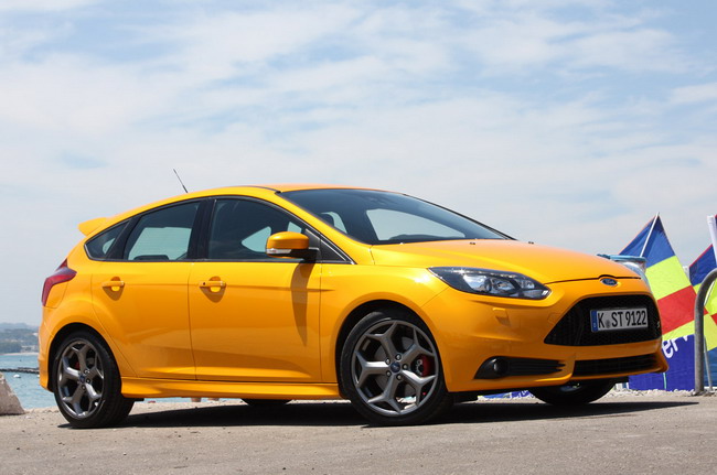 Первый тест Ford Focus ST 2013