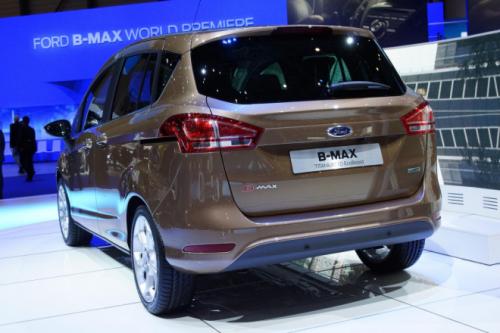 Ford объявляет цены на B-MAX в Великобритании