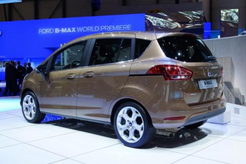 Ford объявляет цены на B-MAX в Великобритании