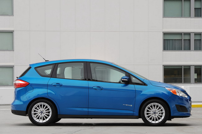 Ford C-MAX Hybrid 2013. Первые фото