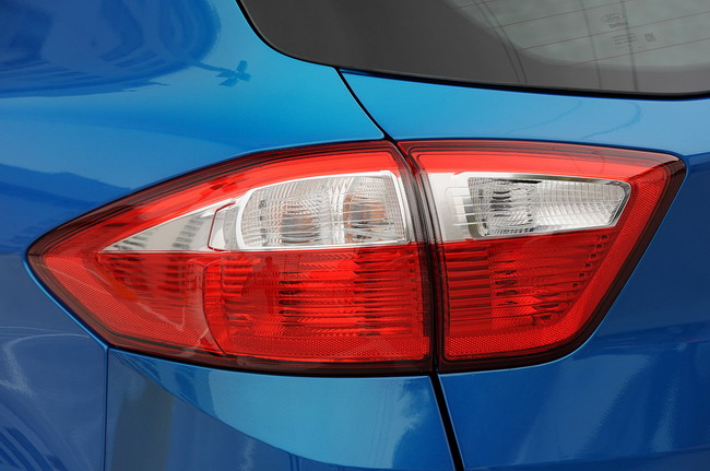 Ford C-MAX Hybrid 2013. Первые фото