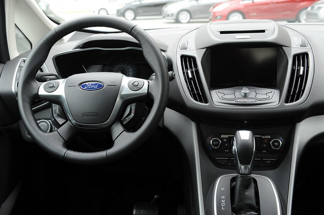 Ford C-MAX Hybrid 2013. Первые фото