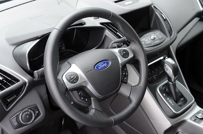 Ford C-MAX Hybrid 2013. Первые фото