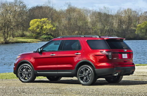 Ford Explorer Sport   365 ..