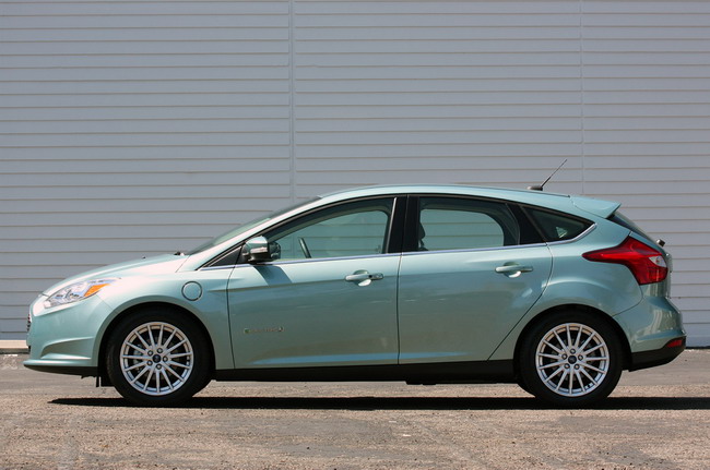 Ford инвестирует 135 млн.$ в электромобили