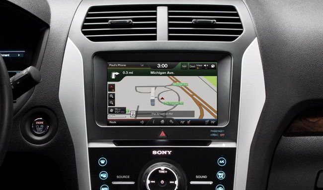 Голубой овал обещает исправить MyFord Touch