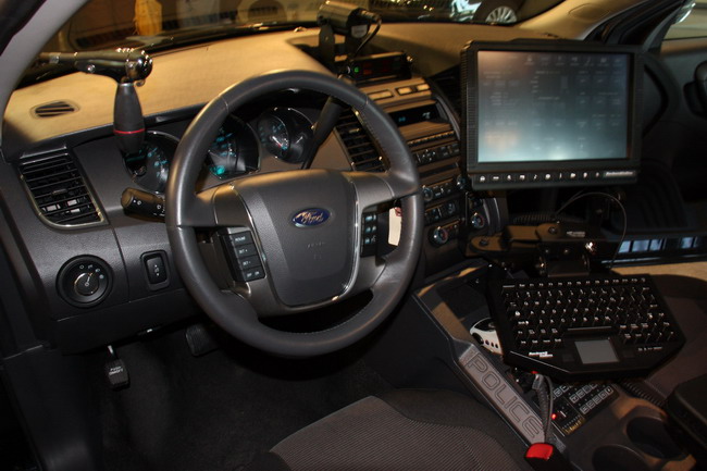 Полицейский Ford Taurus получит более мощный двигатель