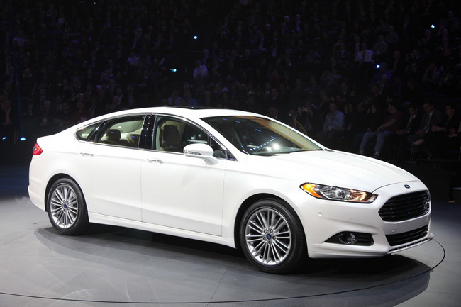 Ford Detroit дополнительно нанимает 1,2 тыс.сотрудников