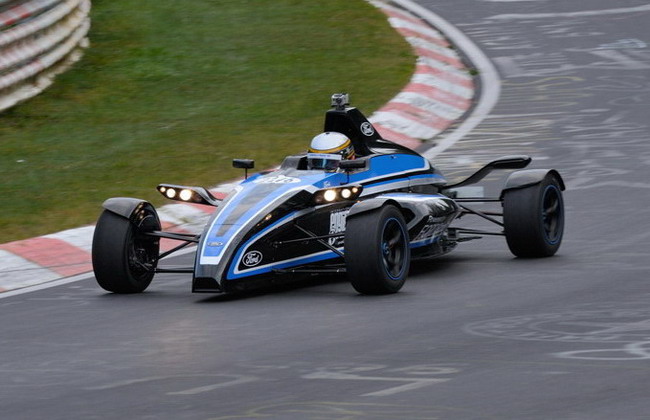 Formula Ford оставил позади именитые спорткары