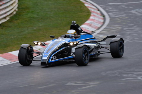 Formula Ford оставил позади именитые спорткары