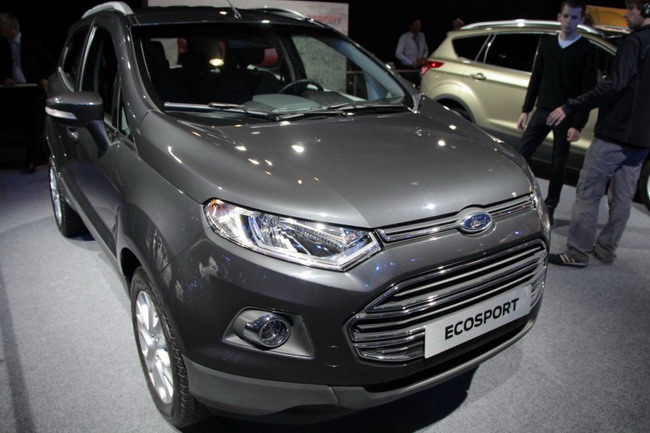 Ford представил в Париже кроссовер EcoSport