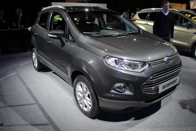 Ford представил в Париже кроссовер EcoSport