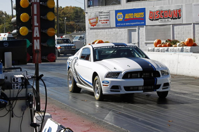  Ford Mustang Cobra Jet []
