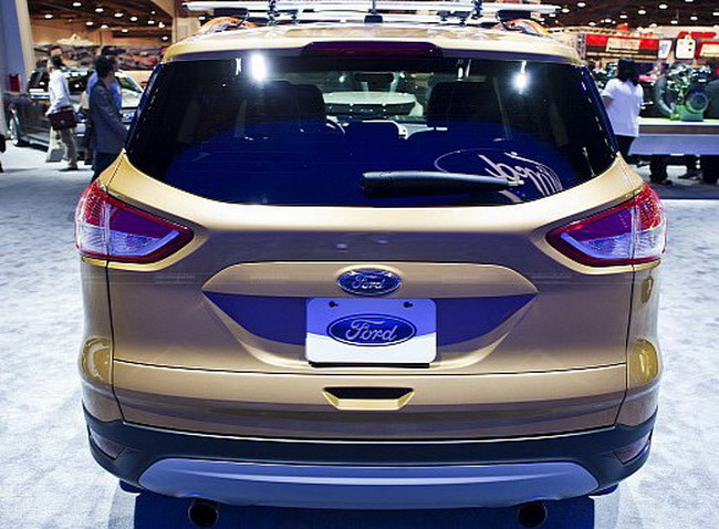 SEMA 2012: Ford Escape SE   Kolab