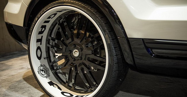 SEMA 2012: Ford Explorer Sport от Forgiato